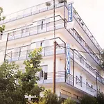Edelweiss Hotel 3*