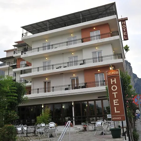 Hotel Edelweiss 3*
