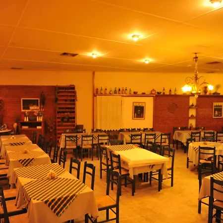 Edelweiss Hotel 3*