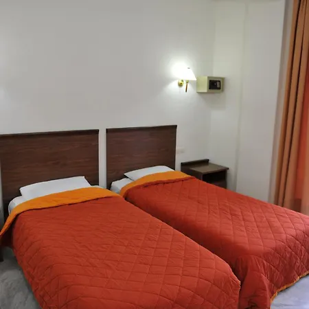 Hotel Edelweiss 3*