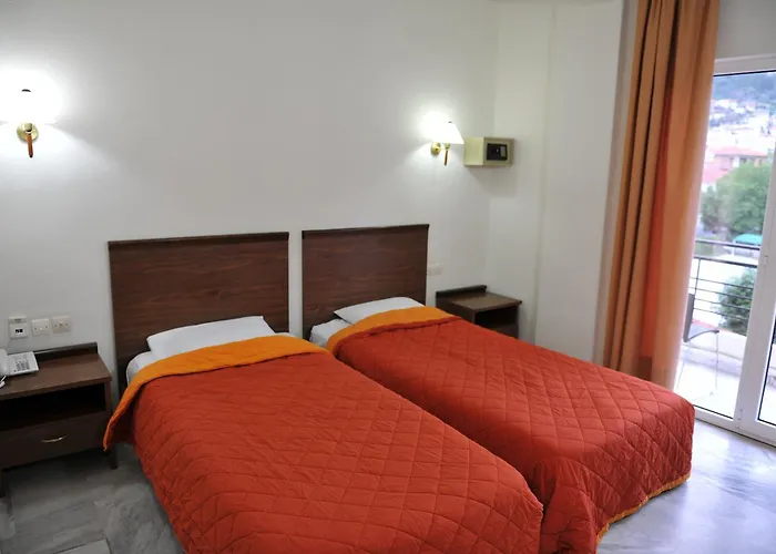 Hotel Edelweiss 3*